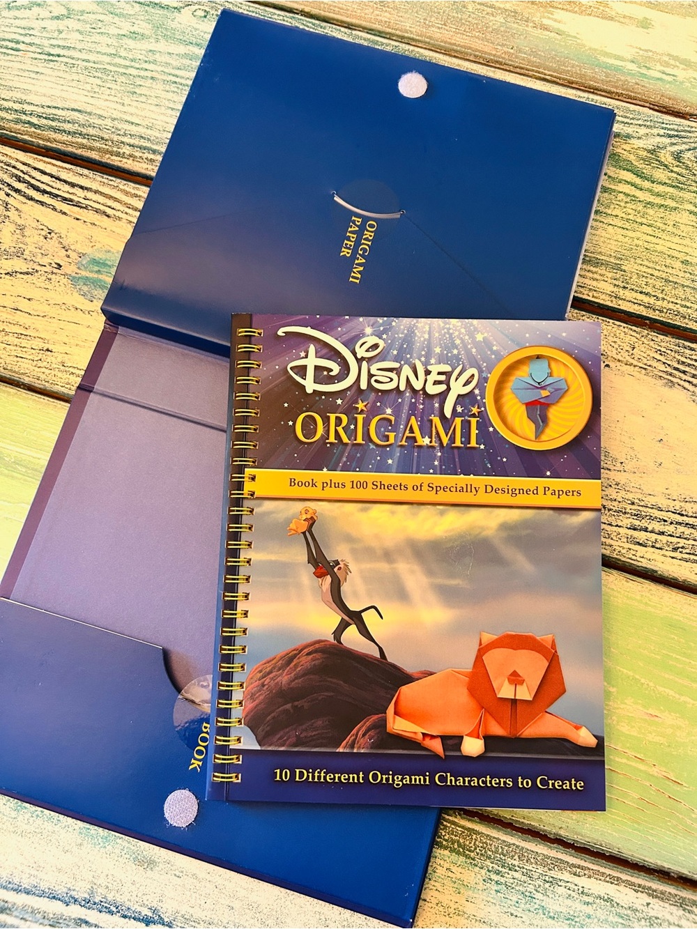 Disney Origami Craft Kit NEW 100 Papers 10 Characters Activity Book